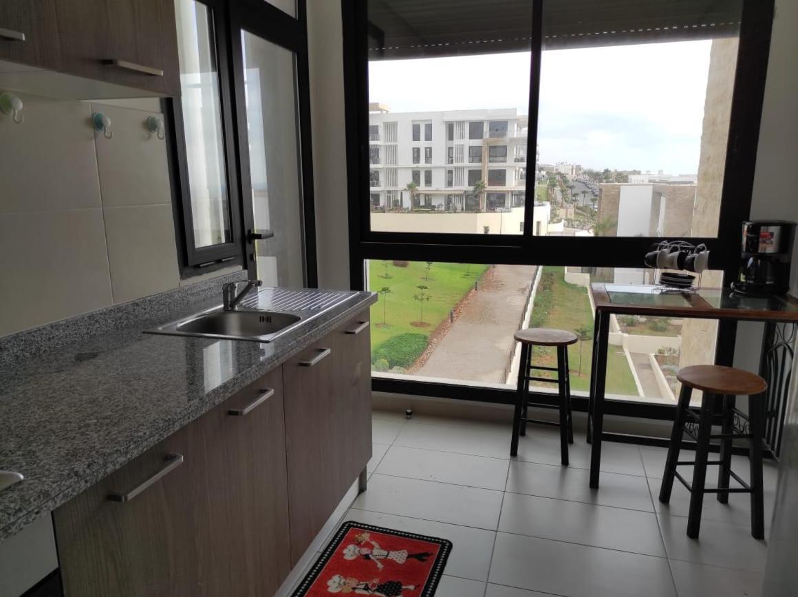 Bel Appartement A Plage Des Nation Sale Exterior photo